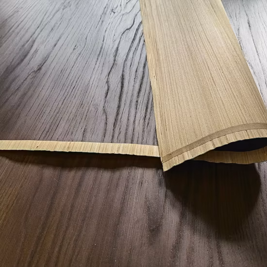 Foglio di impiallacciatura laminata con effetto vero legno