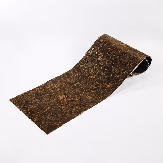 Impiallacciature di legno di lusso con stampa leopardata dorata Ultimi materiali nel design degli interni Impiallacciatura ricostituita in vendita